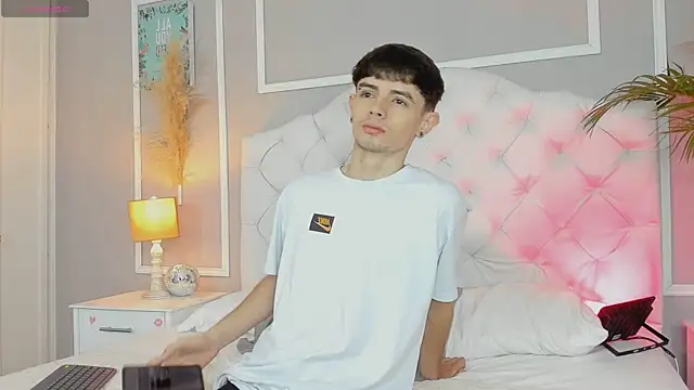 connor and angel online show from 03.07.25