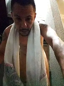 Santanacumxplod online show from 02.06.25