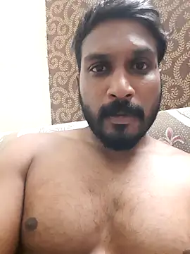 Snapshot of Chennaibull15 chatting on 02.14.25 Chennaibull15 online show from 02.14.25