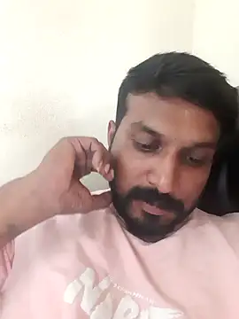 Snapshot of Chennaibull15 chatting on 02.15.25 Chennaibull15 online show from 02.15.25