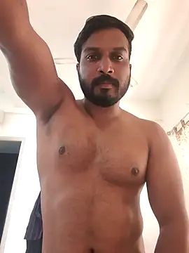 Snapshot of Chennaibull15 chatting on 02.16.25 Chennaibull15 online show from 02.16.25