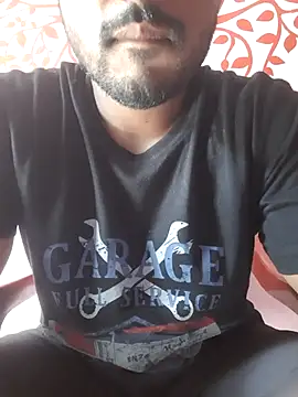 Snapshot of Chennaibull15 chatting on 10.23.25 Chennaibull15 online show from 10.23.25