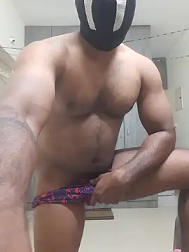 Snapshot of Chennaibull15 chatting on 11.28.25 Chennaibull15 online show from 11.28.25