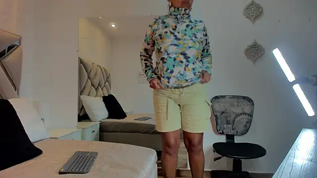 raquell moore online show from 03.17.25