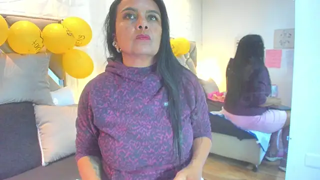 raquell moore online show from 12.22.25