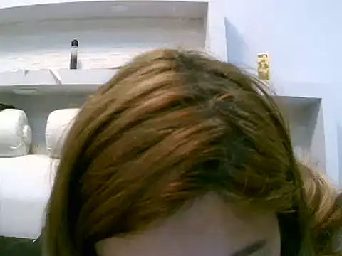 VittoriaTaylor online show from 03.18.25