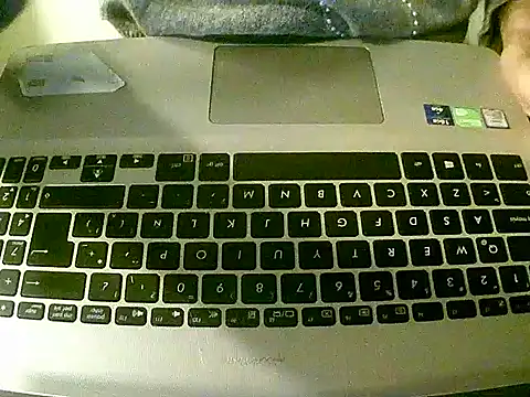 VittoriaTaylor online show from 10.21.25