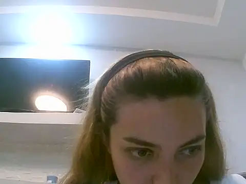 VittoriaTaylor online show from 02.13.26