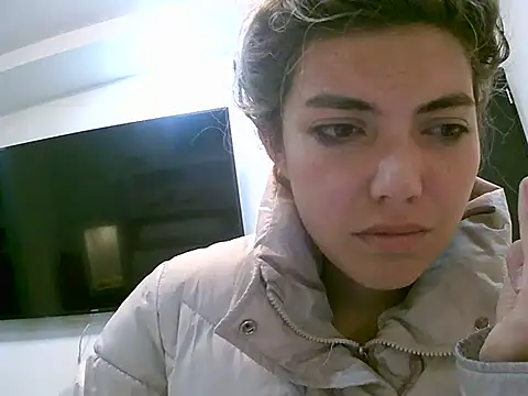 Snapshot of VittoriaTaylor chatting on 04.17.26 VittoriaTaylor online show from 04.17.26