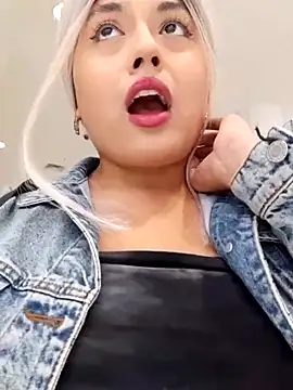 monicavictoria1301 online show from 03.22.25