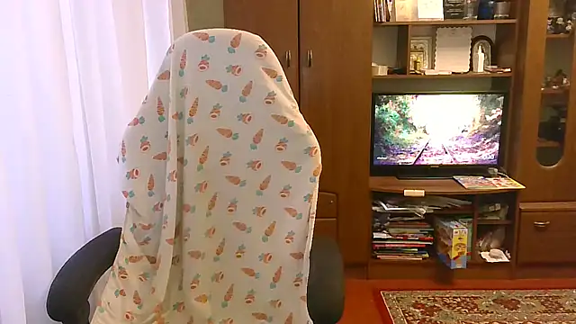 Snapshot of HunterOnBoobs chatting on 10.14.25 HunterOnBoobs online show from 10.14.25