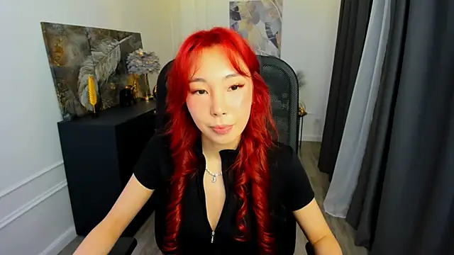 Snapshot of AnnaReyla chatting on 05.03.26 AnnaReyla online show from 05.03.26