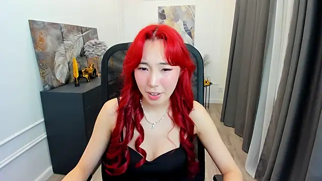 Snapshot of AnnaReyla chatting on 05.15.26 AnnaReyla online show from 05.15.26