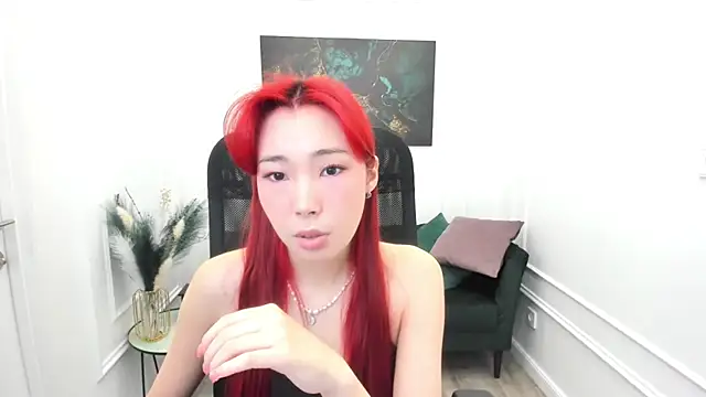 Snapshot of AnnaReyla chatting on 06.04.26 AnnaReyla online show from 06.04.26