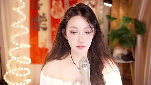 Dou-Dou-er online show from 02.13.25