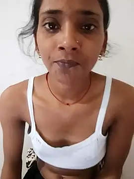 Snapshot of Divya-2007 chatting on 09.20.25 Divya-2007 online show from 09.20.25