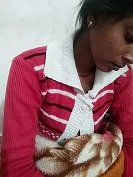 Snapshot of Divya-2007 chatting on 12.15.25 Divya-2007 online show from 12.15.25