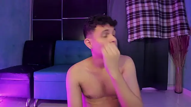 CoupleTwink12 online show from 01.27.25