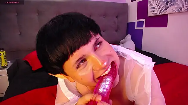 Snapshot of dalmonn_lennoxx chatting on 02.04.25 dalmonn lennoxx online show from 02.04.25