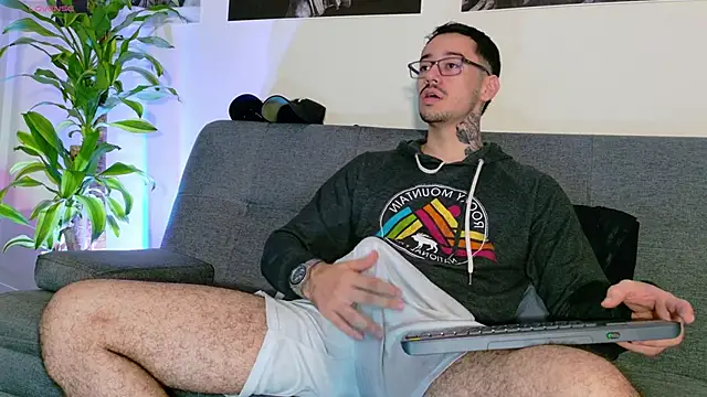 Snapshot of Salvatore_costa chatting on 02.23.26 Salvatore costa online show from 02.23.26