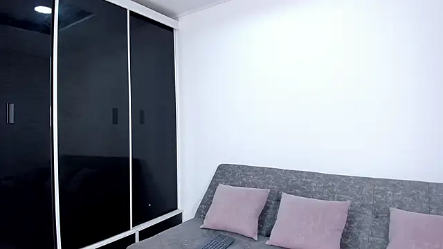 Alondra Cutie online show from 02.01.26