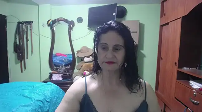 jazmin mature  online show from 02.15.25