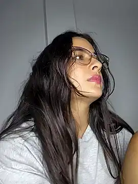 baaby-miiaa online show from 03.08.25