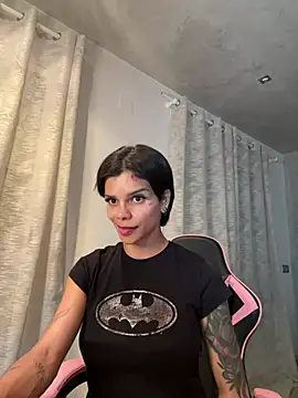 Snapshot of Rosariolovex chatting on 01.30.25 Rosariolovex online show from 01.30.25