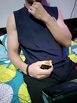 hot hunk boy online show from 09.22.25