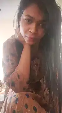 Snapshot of YourSuperTanya chatting on 02.12.25 YourSuperTanya online show from 02.12.25