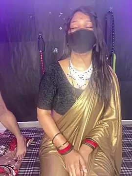 Snapshot of YourSuperTanya chatting on 11.02.25 YourSuperTanya online show from 11.02.25