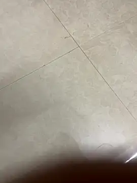 Snapshot of YourSuperTanya chatting on 11.11.25 YourSuperTanya online show from 11.11.25