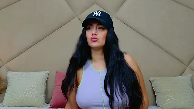 ChloeFrost online show from 09.28.25