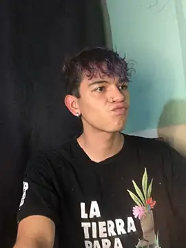 Mickey Magic online show from 01.18.25