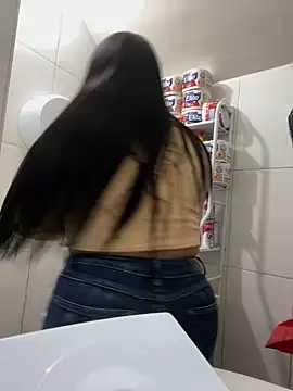 Miia Jazmin online show from 02.21.25