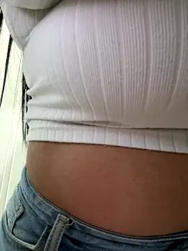 Miia Jazmin online show from 10.18.25