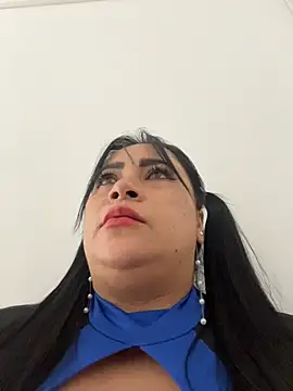 Miia Jazmin online show from 10.31.25