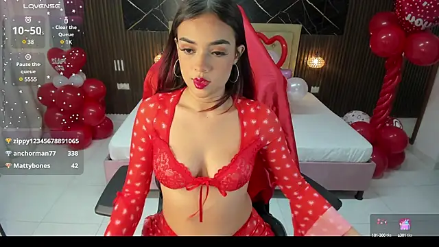 Snapshot of Lolly_18 chatting on 02.08.25 Lolly 18 online show from 02.08.25