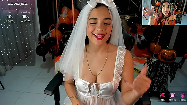 Snapshot of Lolly_18 chatting on 10.23.25 Lolly 18 online show from 10.23.25