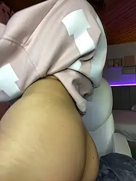 Sofia18 pinkk online show from 02.23.25