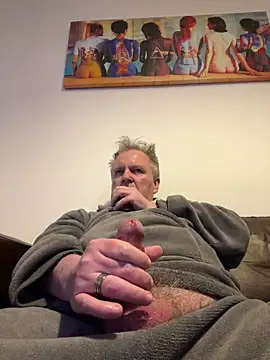 Snapshot of Paolo7619 chatting on 03.24.26 Paolo7619 online show from 03.24.26