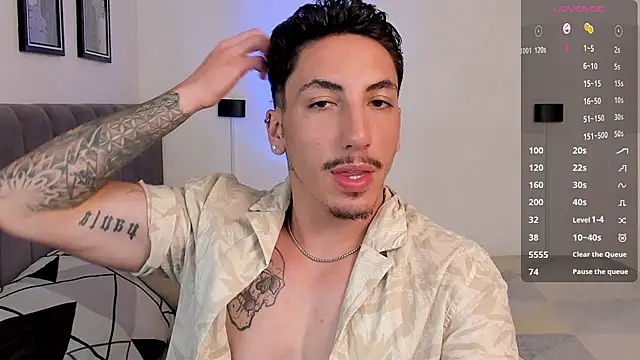 dylanspencer28 online show from 03.04.25