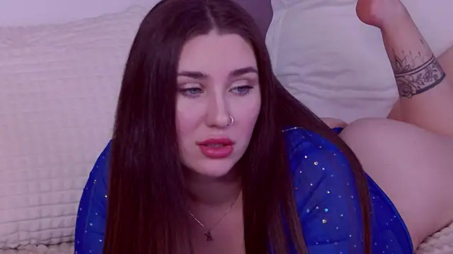 KiraBarlows online show from 02.05.25