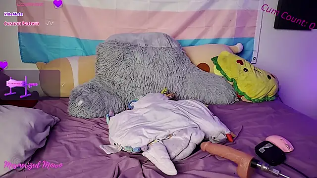 Snapshot of Mesmerized_Mowo chatting on 02.27.26 Mesmerized Mowo online show from 02.27.26