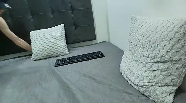 wolfandsky online show from 03.04.25