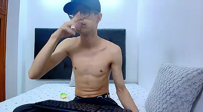 wolfandsky online show from 03.18.25