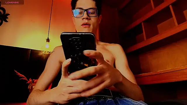 wolfandsky online show from 10.29.25