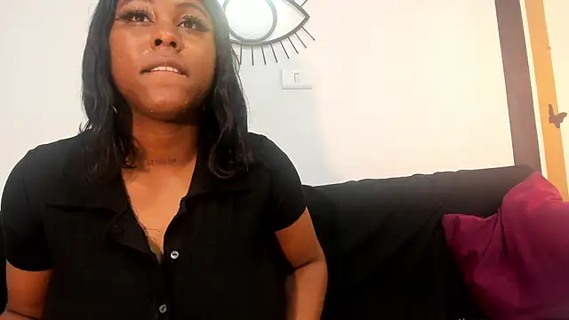 Snapshot of yelicampbell chatting on 01.26.25 yelicampbell online show from 01.26.25