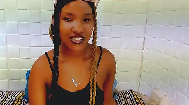 EroticSexyPrada online show from 03.22.25