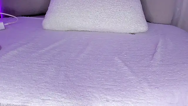 cutte hanna18 online show from 01.09.26